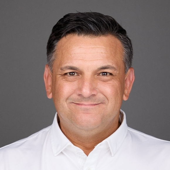 Meet your Posher, Christopher - Picture 1 of 2